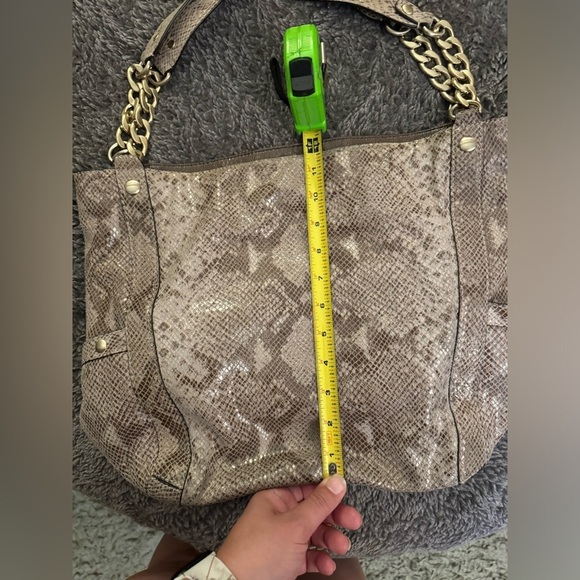 MICHAEL KORS Snakeskin Shoulder Bag With Chain Straps - Picture 9 of 14